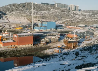 Trump administration weighing cash offers to sway Greenlanders’ support Trump administration mulls payments to sway Greenlanders