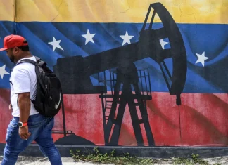 United States eases Venezuela sanctions to facilitate oil exports US lifts some sanctions on Venezuela to ease oil sales