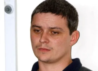 Convicted double killer Ian Huntley allegedly assaulted behind bars Double killer Ian Huntley reportedly attacked in prison