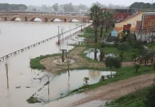 Extraordinary rains force thousands to evacuate homes across Spain Spain evacuates thousands as 'extraordinary' rain strikes