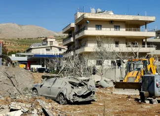 Israeli Airstrikes Kill Eight Hezbollah Operatives, Government Official Confirms Israeli strikes kill eight Hezbollah members - official