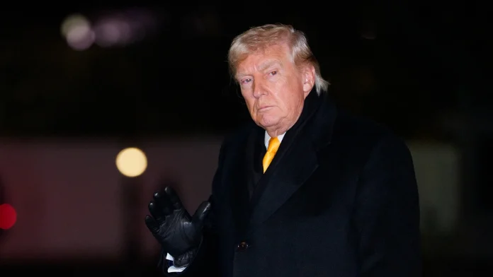 Trump told police chief 'everyone' knew about Epstein