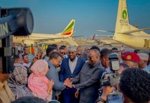 Saciid Deni oo ka soo degey garoonka diyaaradaha Aadan Cadde