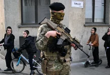 Car arson in Antwerp’s Jewish quarter prompts terror probe Terror probe over car-burning in Antwerp Jewish quarter