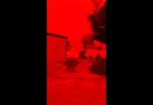 Dramatic red skies over Australia ahead of tropical cyclone Watch: Australian sky turns red ahead of tropical cyclone