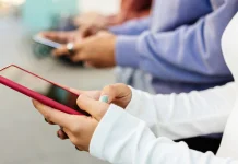 EU experts begin drafting proposal to ban children from social media EU experts to start work on social media ban for children