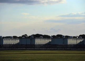 Florida executes man convicted of shooting and killing police officer Man who shot dead police officer executed in Florida