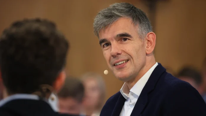 Ex Google executive Matt Brittin announced as BBC DG