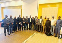 Xildhibaanada labada aqal ku metela Puntland iyo Jubaland oo isaga baxay Magaalada Muqdisho