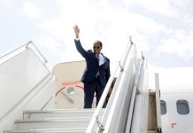 Madaxweyne Xasan oo u duulay dalka Tanzani oo madaxda EAC ay ku shireyso