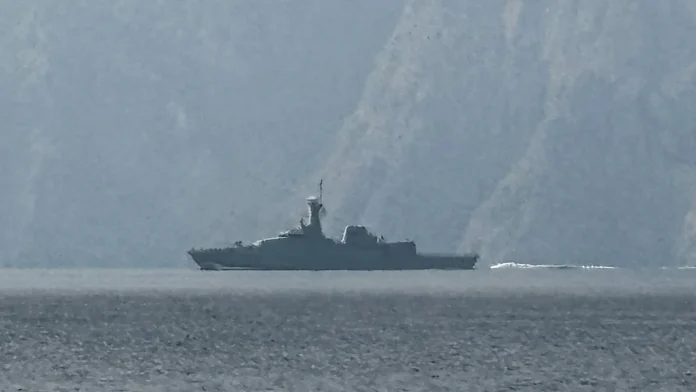 Recap: Traffic in strait won't return as normal - Iran