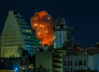 Iran claims it could sustain intense warfare for six months Iran says it can fight 'intense war' for six months