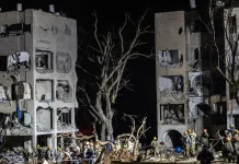 Over 100 wounded in southern Israel after Iranian missile strikes Iran missile strikes injure over 100 in southern Israel