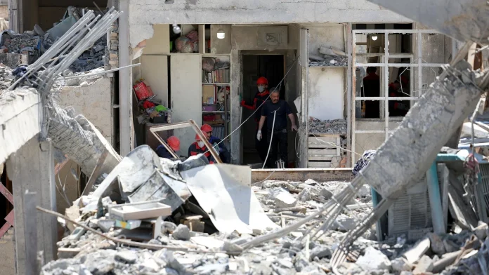 Red Cross: More Than 1,900 Killed in Iran Since War Over 1,900 dead in Iran since start of war - Red Cross