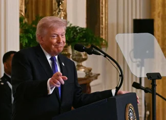 Trump Leaves Door Open to Deploying U.S. Troops to Iran Trump doesn't rule out sending US troops into Iran