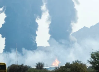 US Launches Strike on Kharg as Iran Fires Back As it happened: US attacks Kharg as Iran retaliates