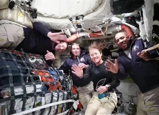 Artemis Crew Breaks Free of Earth Orbit, Sets Course for Moon Artemis crew break away from Earth's orbit to the Moon