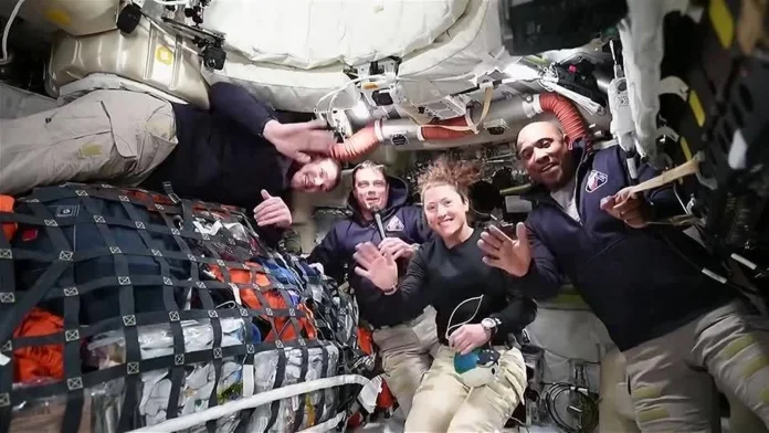 Artemis crew break away from Earth's orbit to the Moon