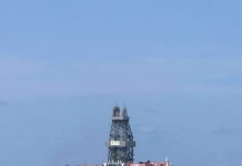 Markabkii Turkiga ee soo saari lahaa Shidaalka Soomaaliya oo kusoo xirtay dekeda Muqdisho