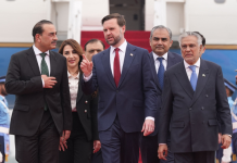 Madaxweyne xigeenka Mareykanka oo gaaray Islamabad iyo xogta wadahadalka socda