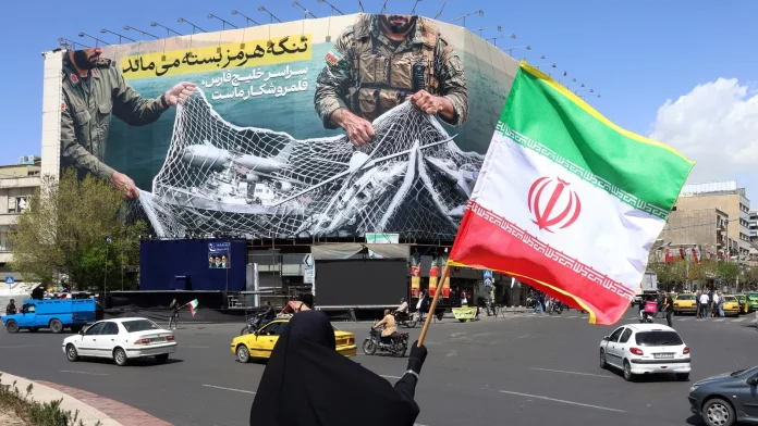 Iran defiant on eve of Trump's ceasefire deadline