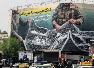 Iran reinforces control over Strait of Hormuz amid rising tensions Iran tightens its control of Strait of Hormuz