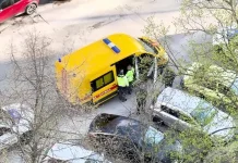 Police fatally shoot gunman after he opened fire in Kyiv Police kill shooter who opened fire in Kyiv