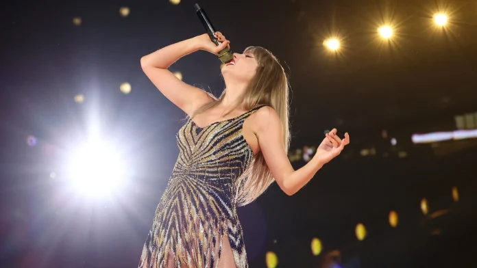 Taylor Swift applies to trademark her voice and image