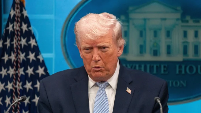 Trump's Iran post triggers new calls for removal