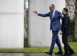 Zelensky: Pipeline Supplying Hungary with Oil Set to Reopen Pipeline taking oil to Hungary to reopen - Zelensky