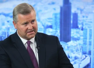 BP ousts Irish chair amid governance and misconduct concerns BP removes Irish chair over governance, conduct issues