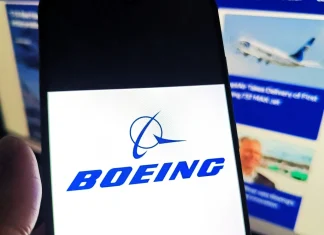 Boeing Says China Pledges to Purchase 200 Jets Boeing confirms China's commitment to buy 200 aircraft