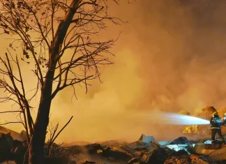 Deadly explosion at fireworks factory in China kills 26, injures 61 China fireworks factory explosion kills 26, injures 61