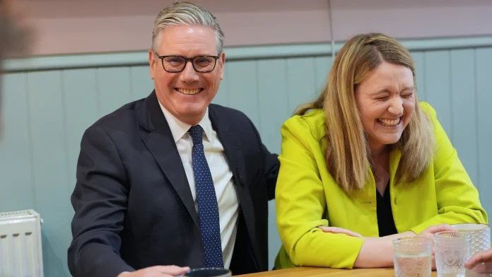 I am not going to 'walk away' from role, insists Starmer