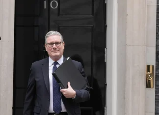 Streeting steps down; Burnham considers running in by-election Streeting resigns, Burnham eyes bye-election
