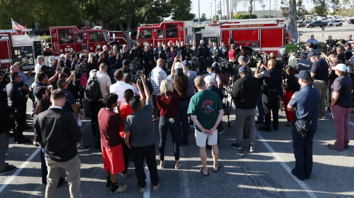 California chemical tank explosion threat subsides