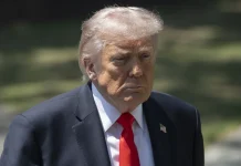 Trump Announces U.S. Aid for Vessels Stranded in Strait of Hormuz Trump says US to help ships stranded in Strait of Hormuz