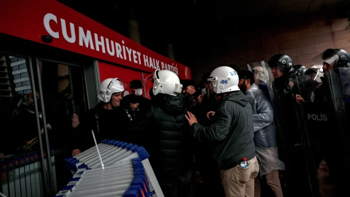 Turkish riot police storm opposition party building