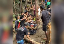 Watch: Four additional people saved from a flooded cave in Laos Watch: Four more people rescued from flooded cave in Laos