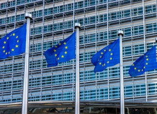 460 European leaders urge EU to take a tougher stance on Israel 460 European figures call on EU to be tougher on Israel