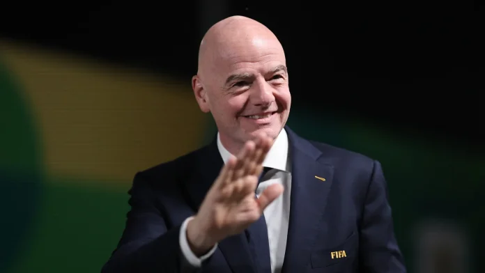 FIFA faces backlash as Infantino racks up frequent-flight miles FIFA draws criticism as Infantino clocks up air miles