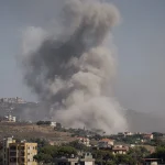 Shan qof lagu dilay duqeymo cirka ah oo ay geysteen diyaaradaha dagaalka Israel Strikes reported in Lebanon after ceasefire reached