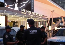 Six People Hurt in Stabbing at New York’s Penn Station Six injured in New York Penn Station stabbing incident