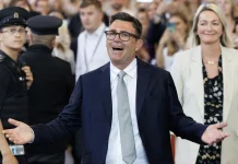 Starmer vows seamless transition following talks with Andy Burnham Starmer pledges smooth transition after Burnham talks