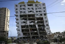 Venezuela Rushes to Save Hundreds Following Two Powerful Earthquakes Venezuela races to rescue hundreds after twin earthquakes