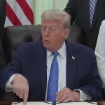 Trump;”Heshiiska Mareykanka iyo Iran waxaa la saxiixi doonaa Axada.” Watch: 'I love the inflation,' Trump tells reporters