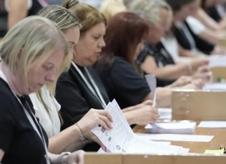 Vote counting begins in pivotal UK by-election as results awaited Counting of votes under way in crucial UK by-election