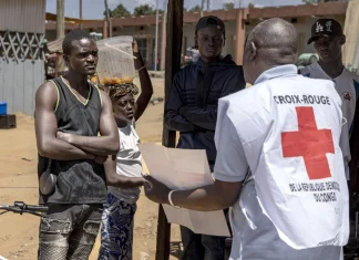WHO Reports Suspected Ebola Cases Falling as Hundreds Are Cleared WHO says suspected Ebola cases drop as hundreds ruled out