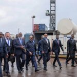 Madaxweyne Xasan Sheekh oo kormeeray Dekeda Muqdisho