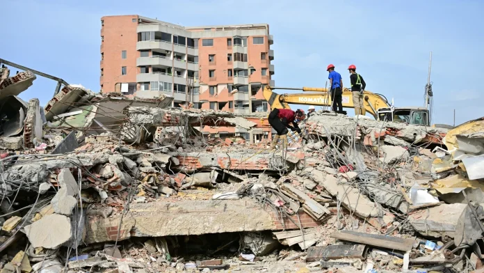 Read the original title and internally decide if it is Venezuela quake death toll rises to nearly 3,000